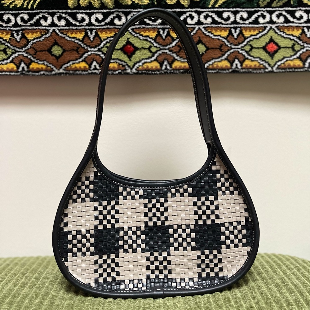 Coachtopia Ergo Handbag cream black checkered natural woven basket pattern